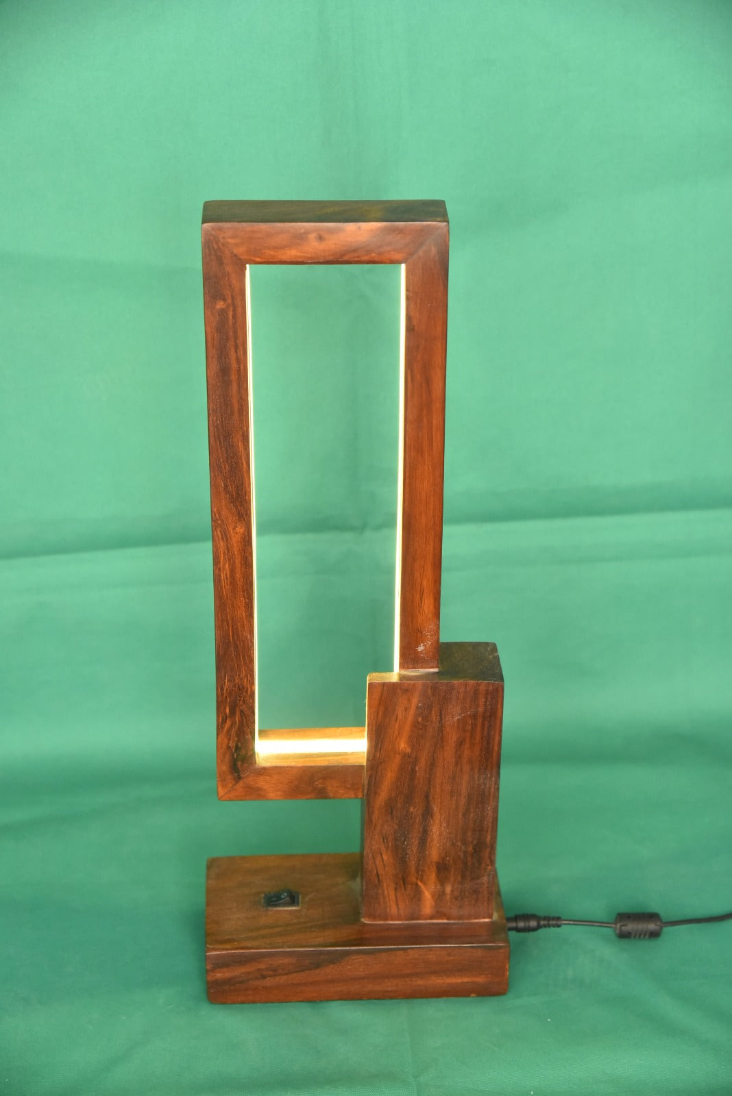 🪔 Modern Rectangle LED Wooden Frame Lamp – Warm Ambient Light for Home & Office Décor