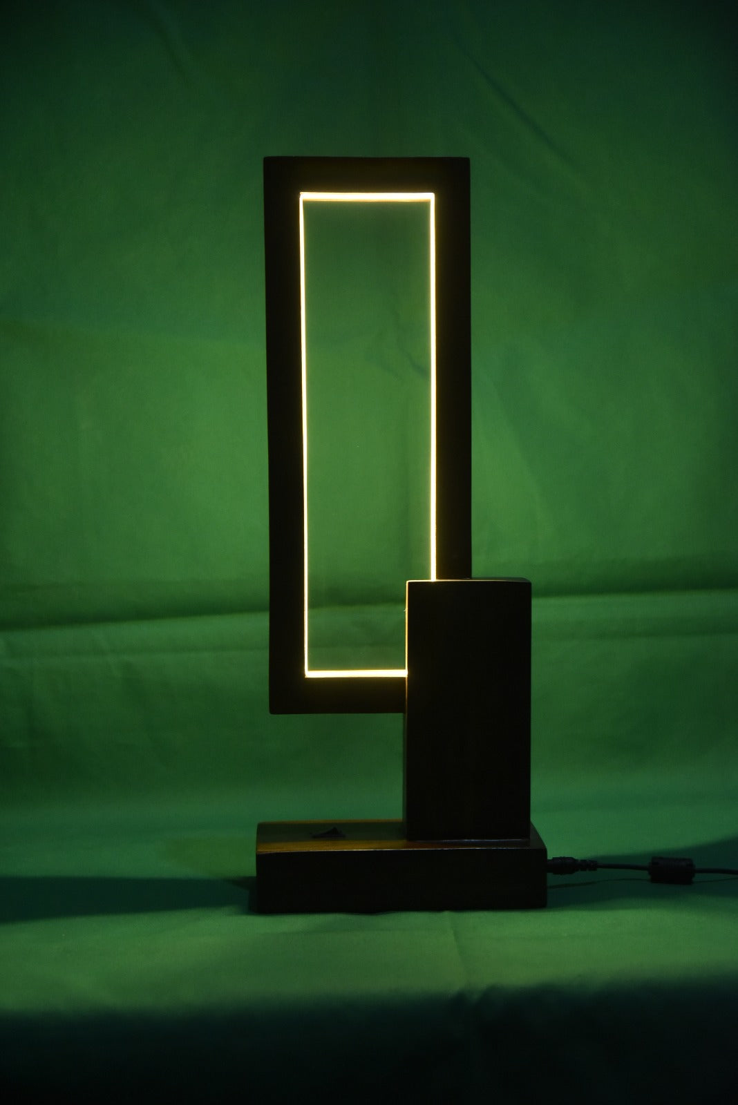 🪔 Modern Rectangle LED Wooden Frame Lamp – Warm Ambient Light for Home & Office Décor