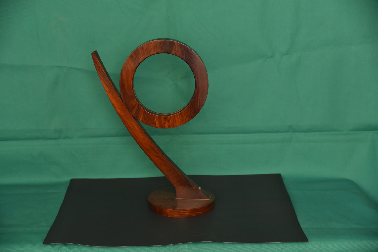 Elegant Wooden Circle LED Lamp – Modern Art Design Table Light for Home & Office Décor