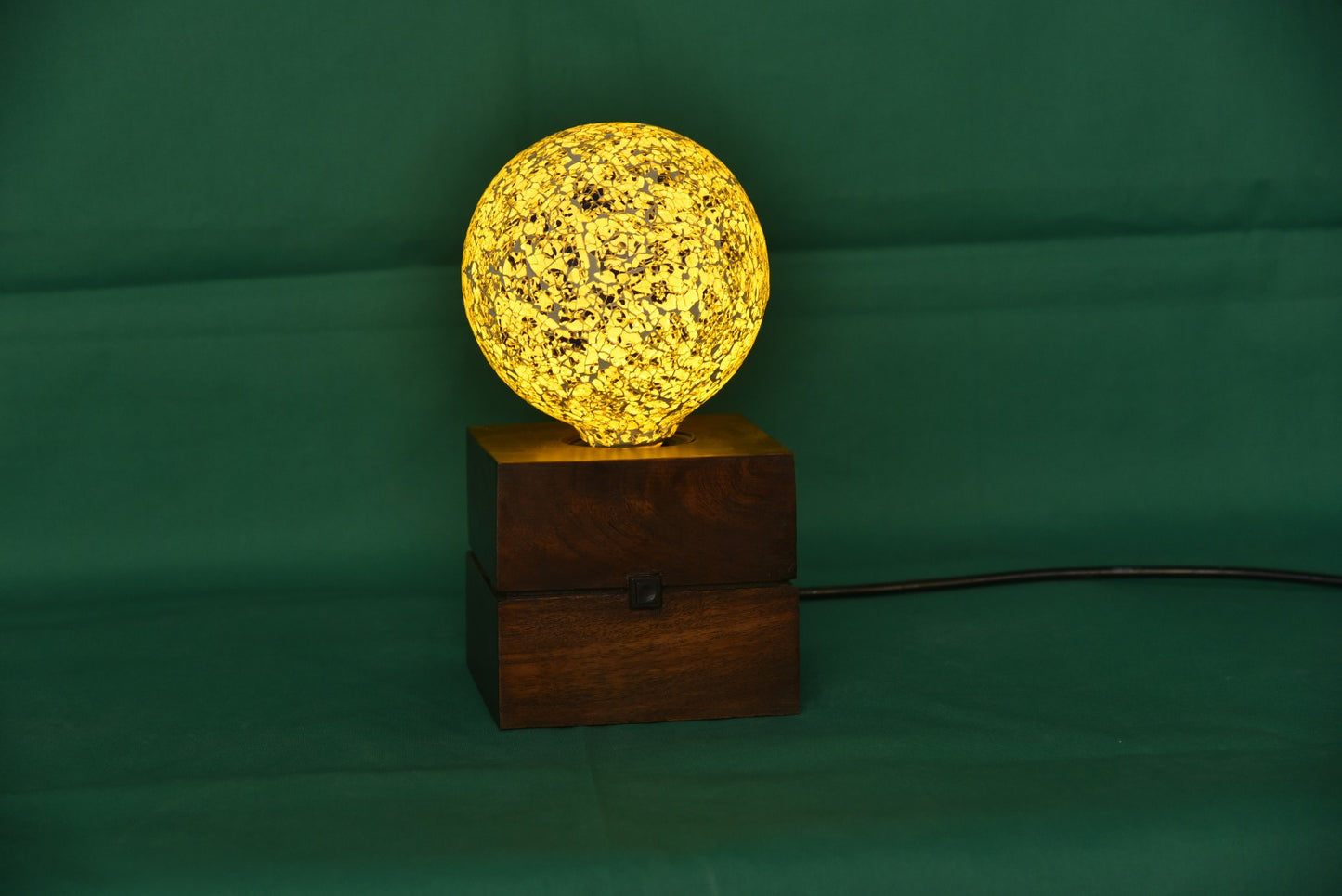 Golden Glow Sphere Lamp on Wooden Base – Elegant Decorative LED Light for Home & Office